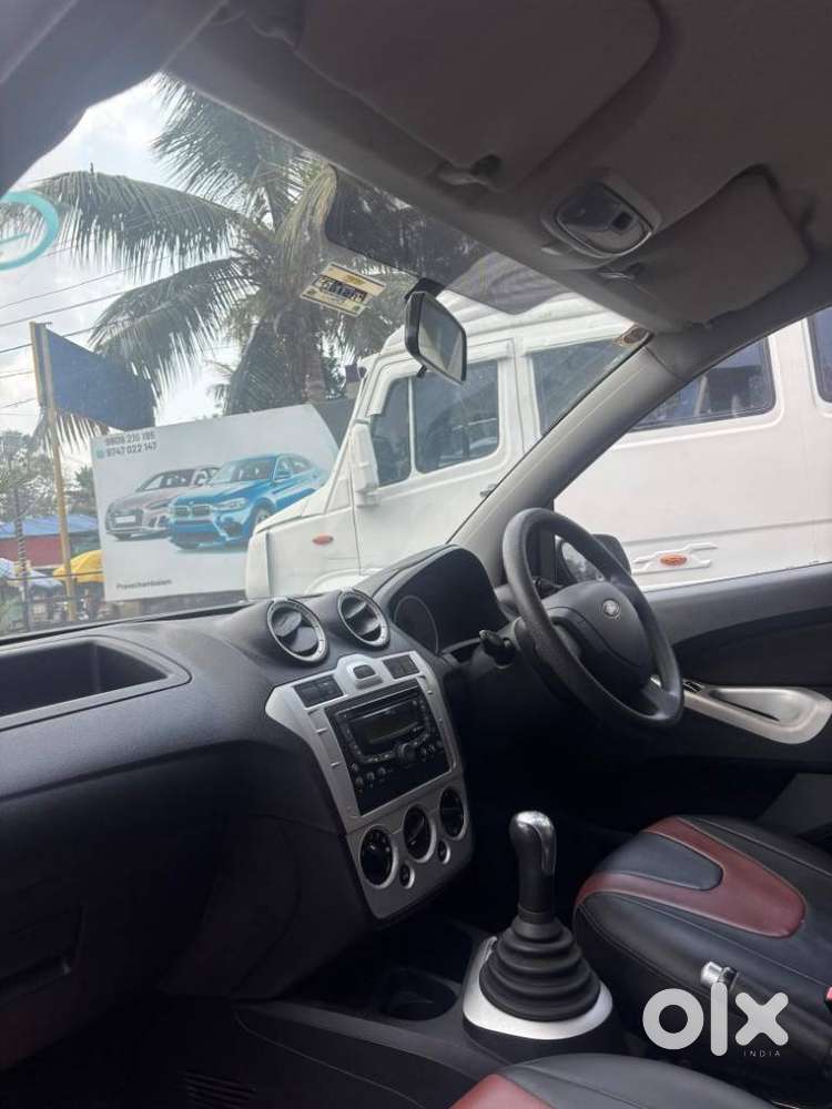 Ford Figo 1.2 Duratec Petrol Zxi, 2011, Petrol