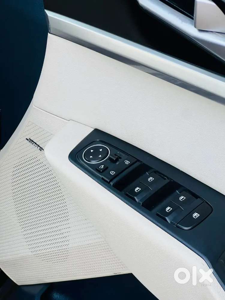Kia Carens Luxury 2022