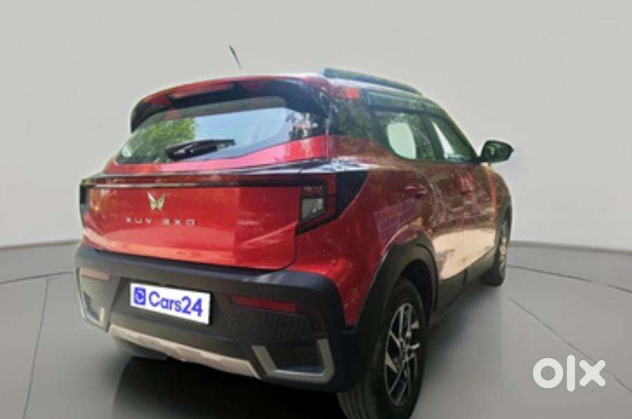 Mahindra Petrol Car 2024