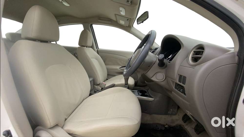Nissan Sunny Xv, 2013, Petrol