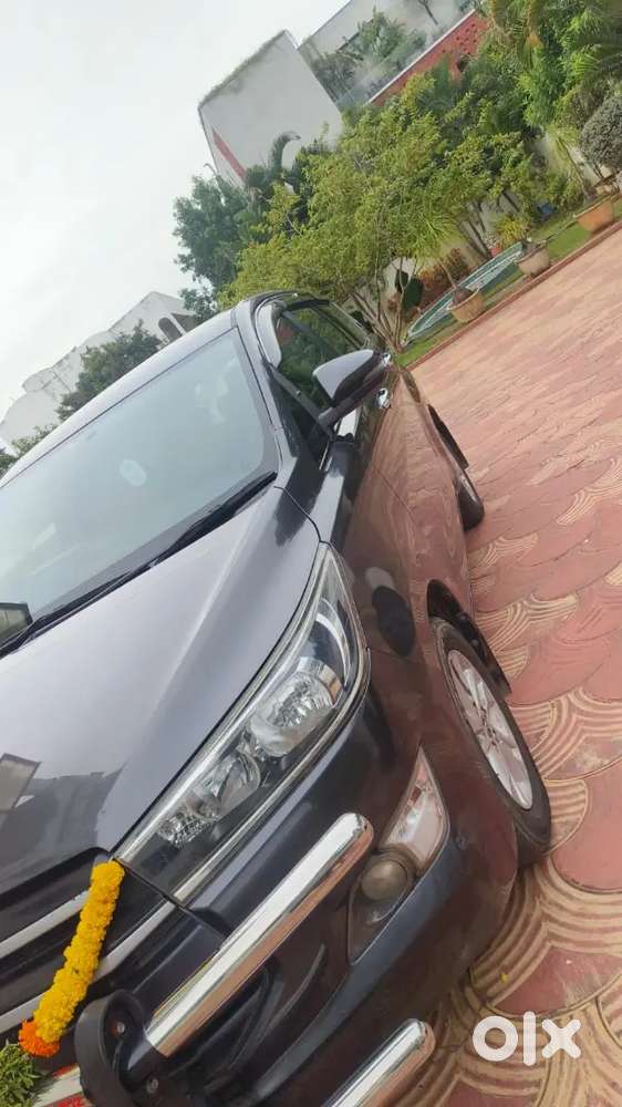 Toyota Innova Crysta 2017