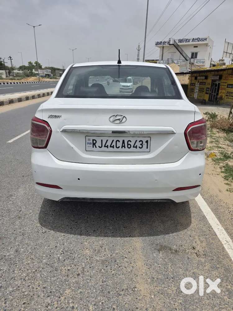 Hyundai Xcent Diesel Manual 2014