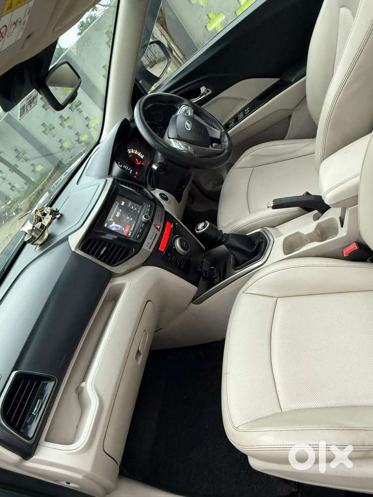 Mahindra Xuv300 W8 Option Diesel, 2019, Diesel