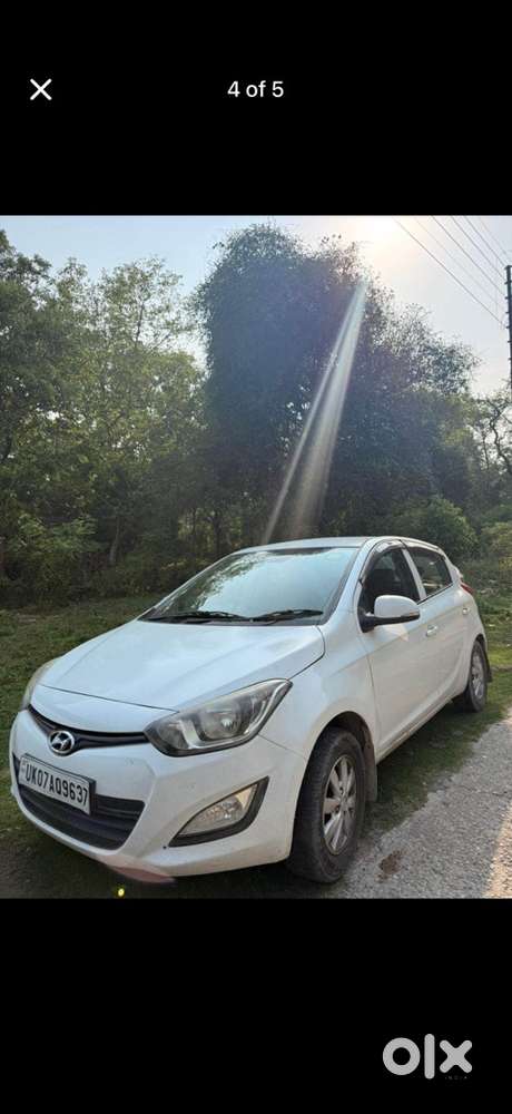 Hyundai I20 Sportz 2012