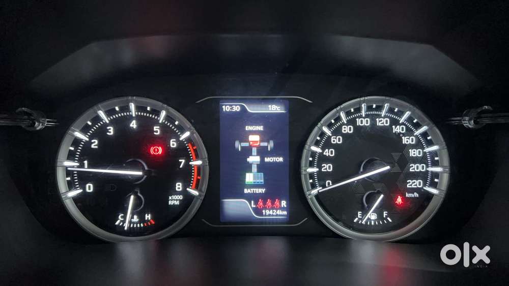 Maruti Suzuki Grand Vitara Alpha Smart Hybrid, 2024, Petrol