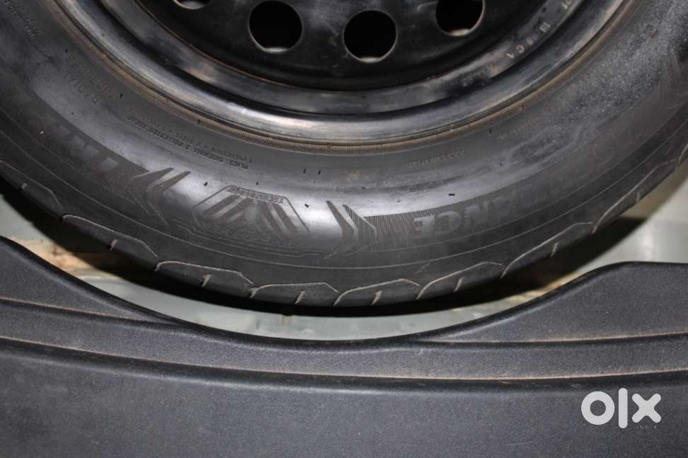 Toyota Yaris J Cvt, 2018, Petrol