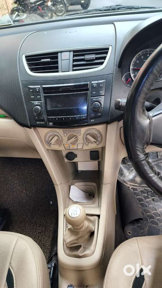 Maruti Suzuki Swift Dzire Vxi Optional, 2016, Petrol