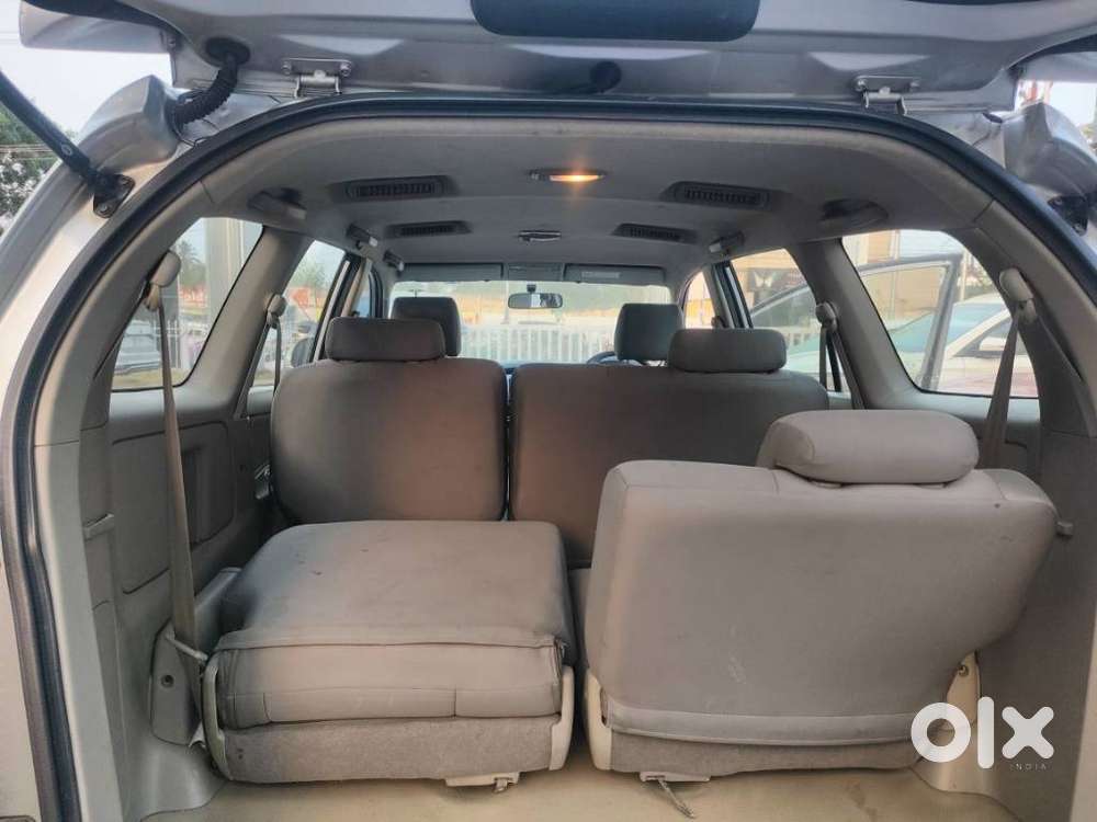 Toyota Innova 2.5 V 7 Str, 2014, Diesel