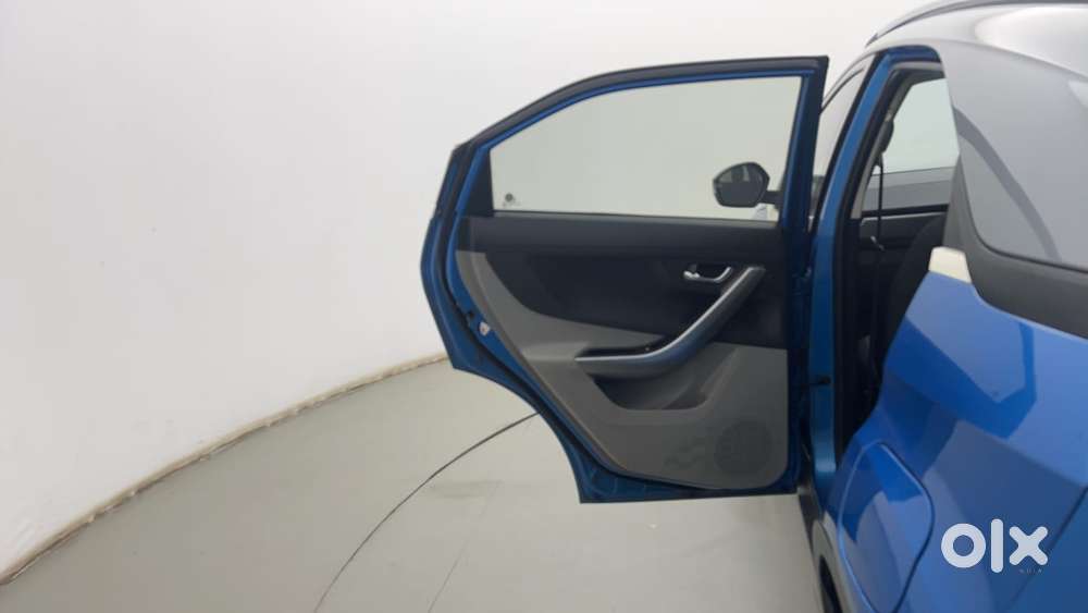 Tata Nexon 1.2 Revotron Xz Plus Dual Tone, 2018, Petrol