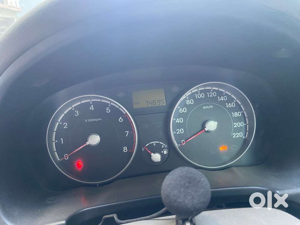 Hyundai Verna 2010 Petrol