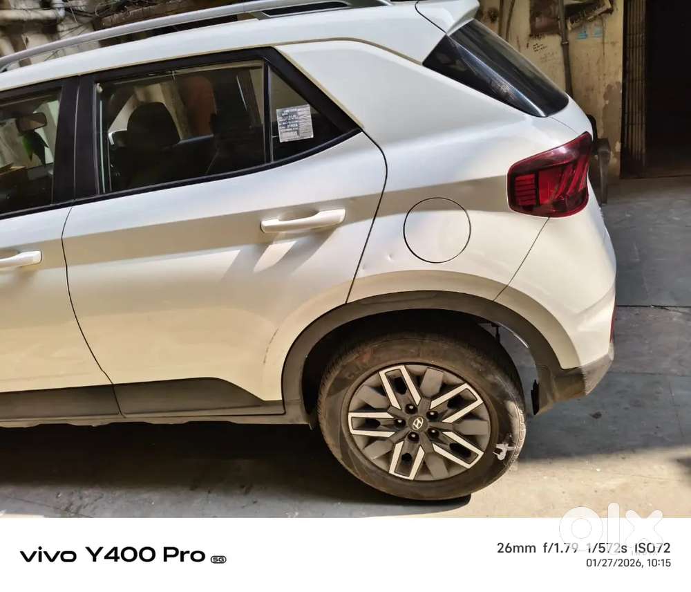 Hyundai Venue 2022 Petrol 30000 Km Driven