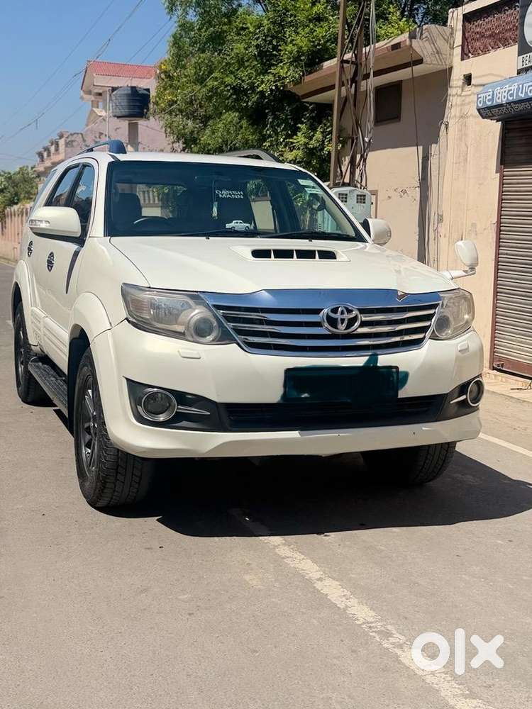 Toyota Fortuner 2013 Diesel Well Maintained
