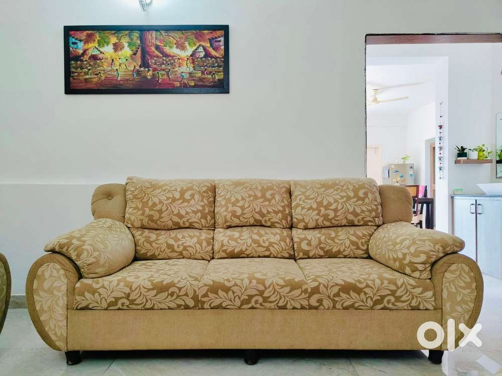 Sofa 3+2 with Diwan Full Set