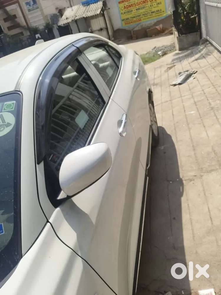 Maruti Suzuki Swift Dzire 2025 Nov Reg Petrol 15000 Km Driven