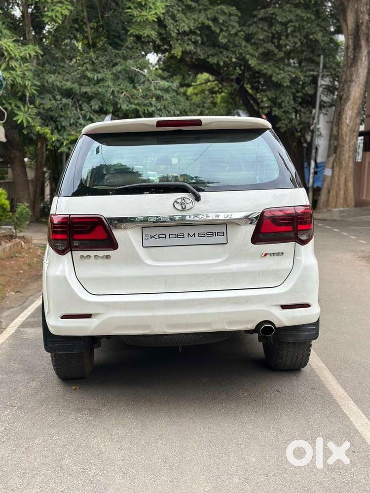 Toyota Fortuner 3.0 4x4 Manual, 2011, Diesel