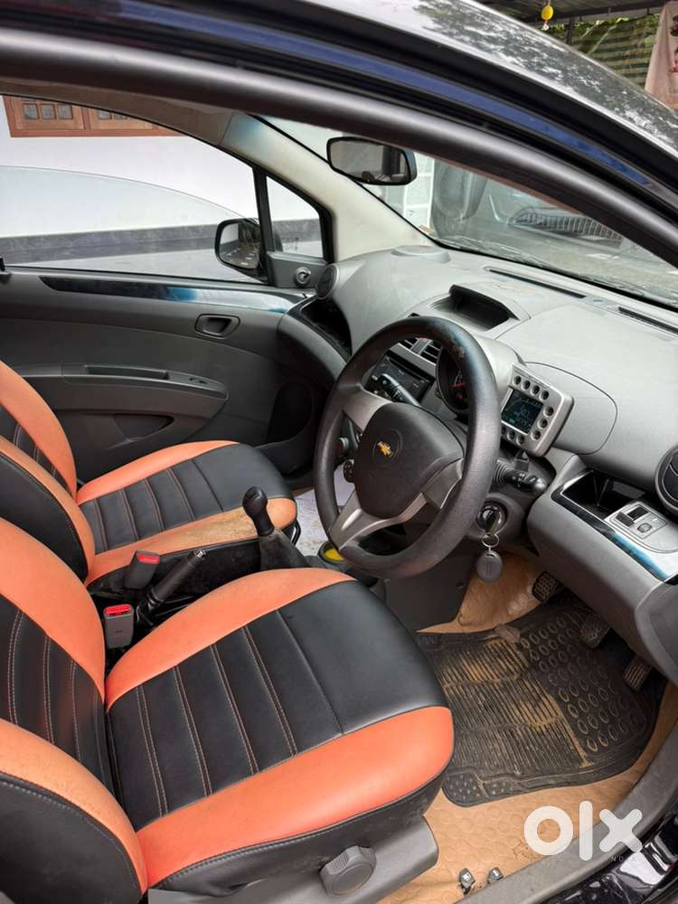 Chevrolet Beat Petrol 2015