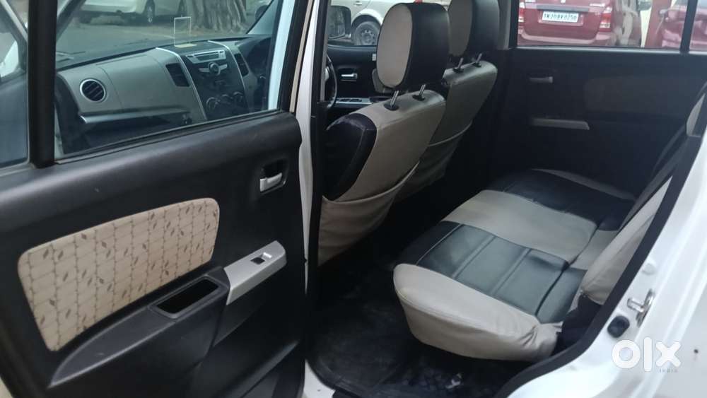 Maruti Suzuki Wagon R Vxi Amt1.2, 2016, Petrol
