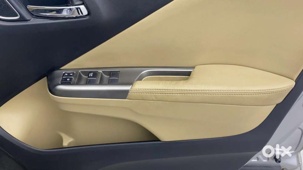 Honda City I-vtec Zx, 2020, Petrol