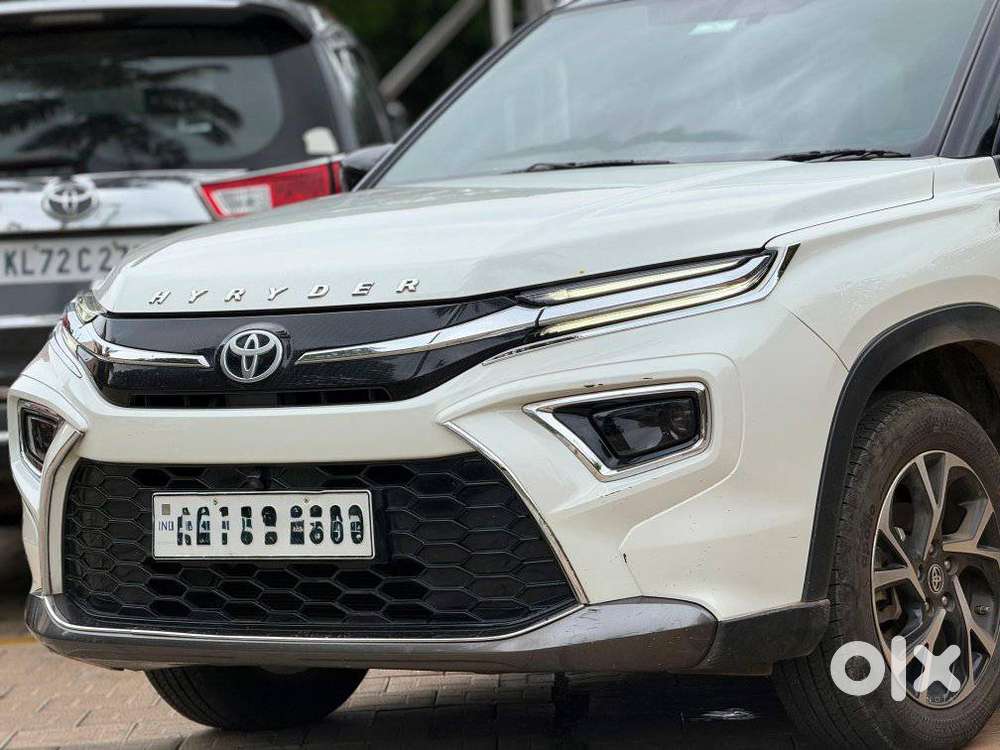 Toyota Urban Cruiser Hyryder 1.5 V Hybrid, 2024, Petrol