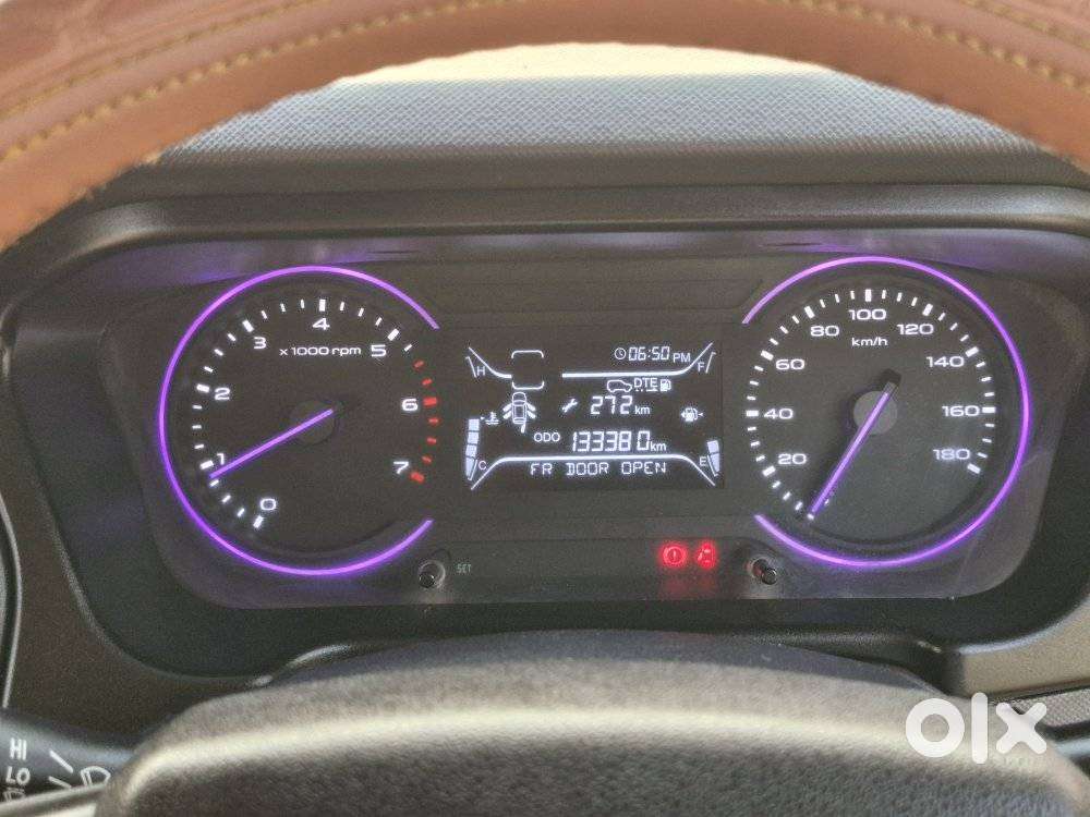 Mahindra Marazzo M2 8str, 2023, Diesel
