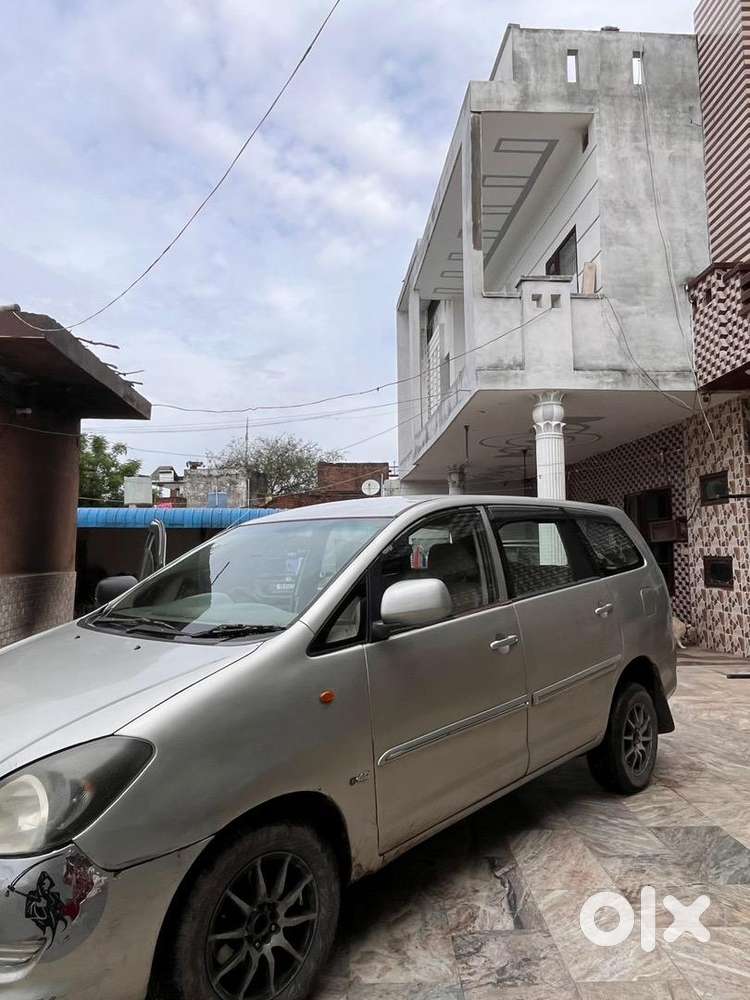 Toyota Innova 2008 Diesel 100000 Km Driven