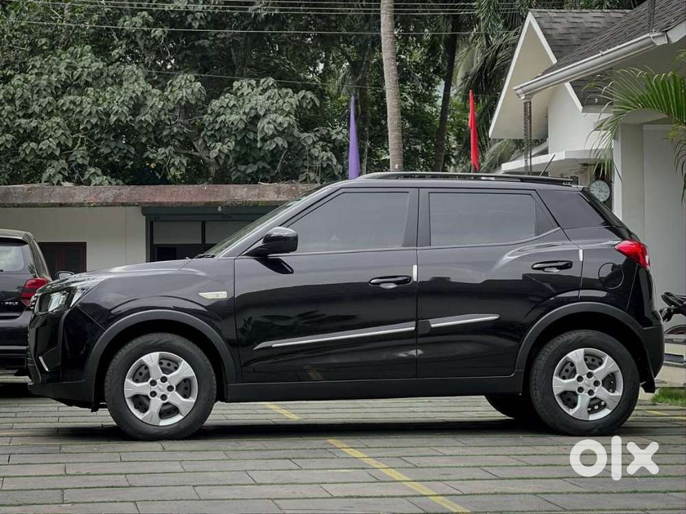 Mahindra Xuv300 W6, 2022, Petrol