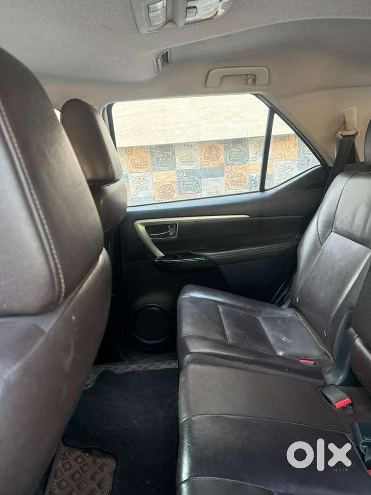 Toyota Fortuner 2016-2017 Diesel Well Maintained