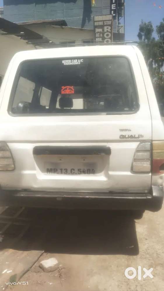 Toyota Qualis 2004 Diesel Well Maintained