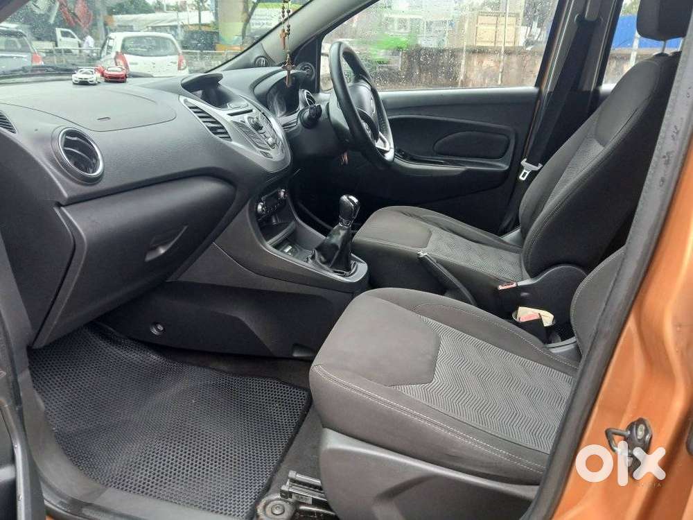 Ford Figo 2012-2015 Petrol Titanium, 2016, Petrol