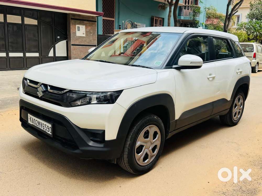 Maruti Suzuki Brezza 1.5 Vxi Smart Hybrid, 2024