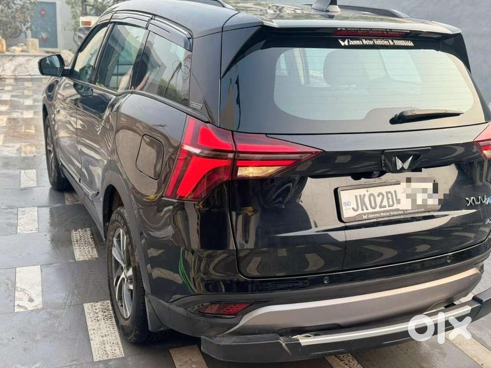 Mahindra Xuv700 2024 Petrol 10000 Km Driven