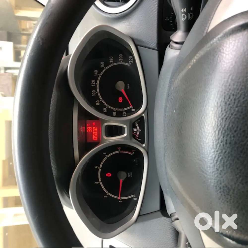 Ford Fiesta 2013 Petrol 100000 Km Driven