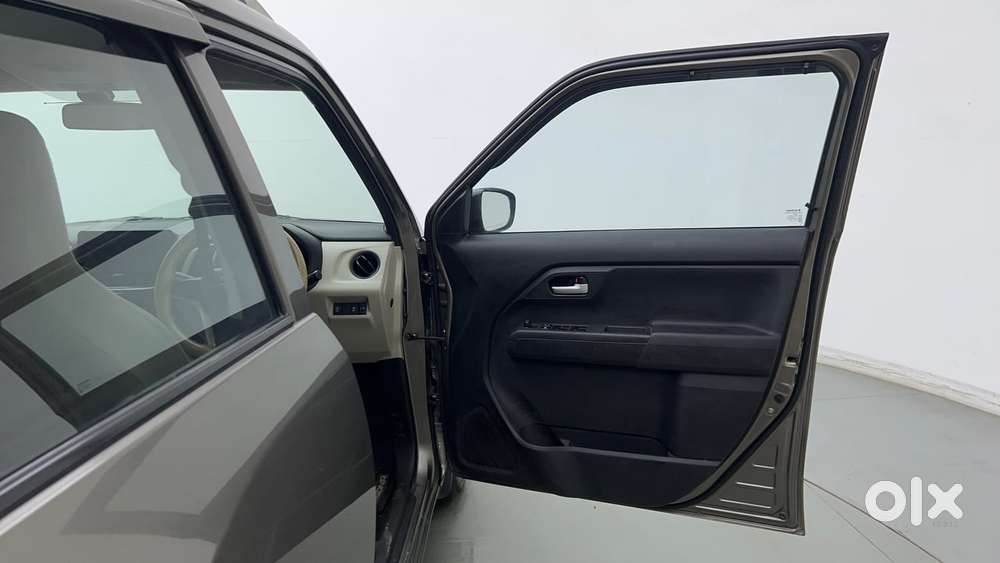 Maruti Suzuki Wagon R Vxi 1.0, 2023, Petrol