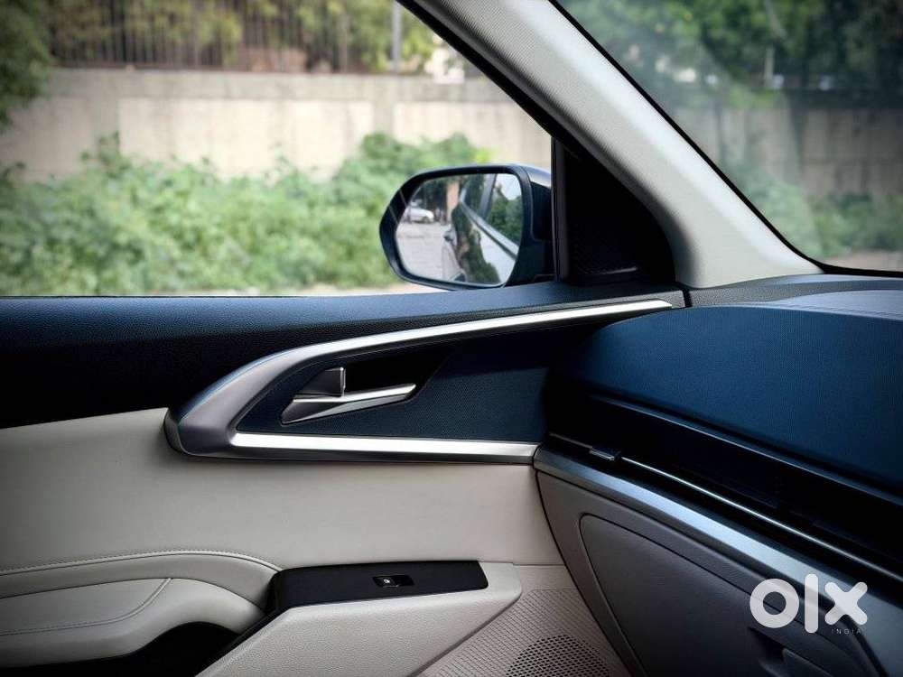 Kia Carens, 2025