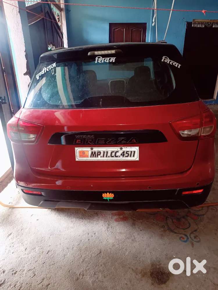 Maruti Suzuki Brezza Lxi 10 Diesel Manual Year