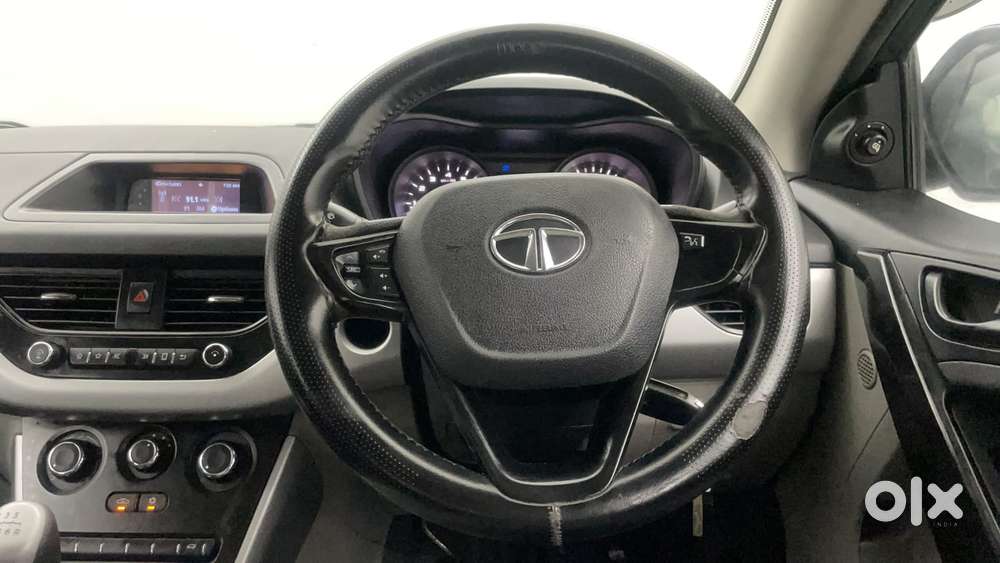 Tata Nexon 1.5 Revotorq Xm, 2018, Diesel
