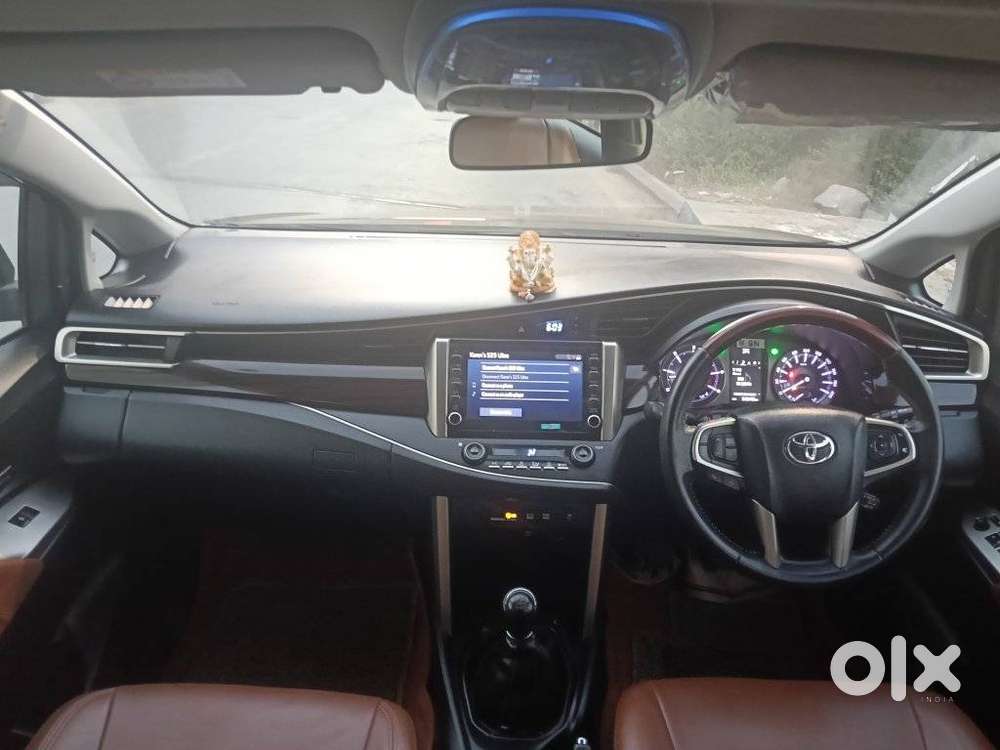 Toyota Innova Crysta 2.4 V 8 Str, 2022, Diesel