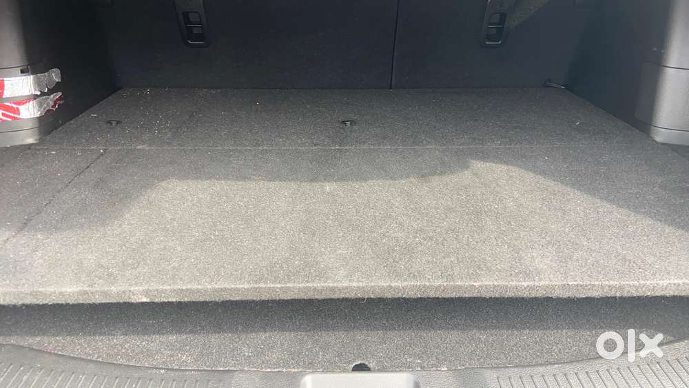 Maruti Suzuki Grand Vitara 1.5 Alpha Plus Intelligent Hybrid Ecvt, 2..