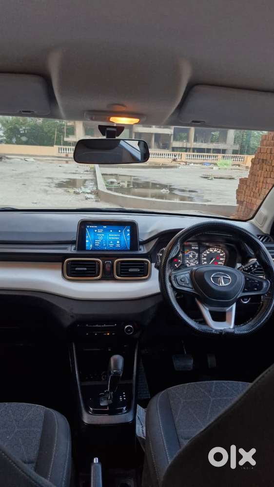 Tata Punch Accomplished Amt Sunroof, 2023, Petrol