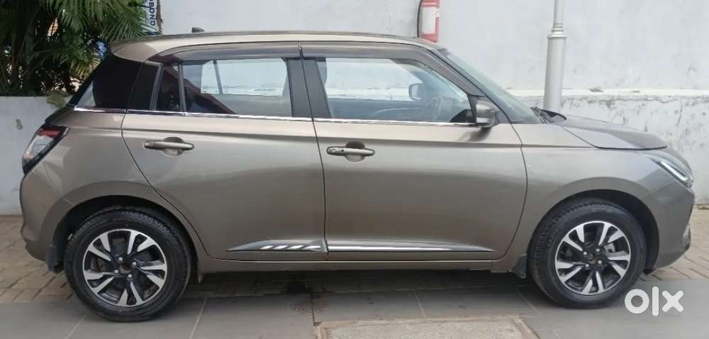 Maruti Suzuki Swift Zxi Plus, 2024, Petrol