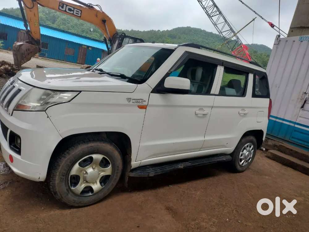Mahindra Tuv 300 2016