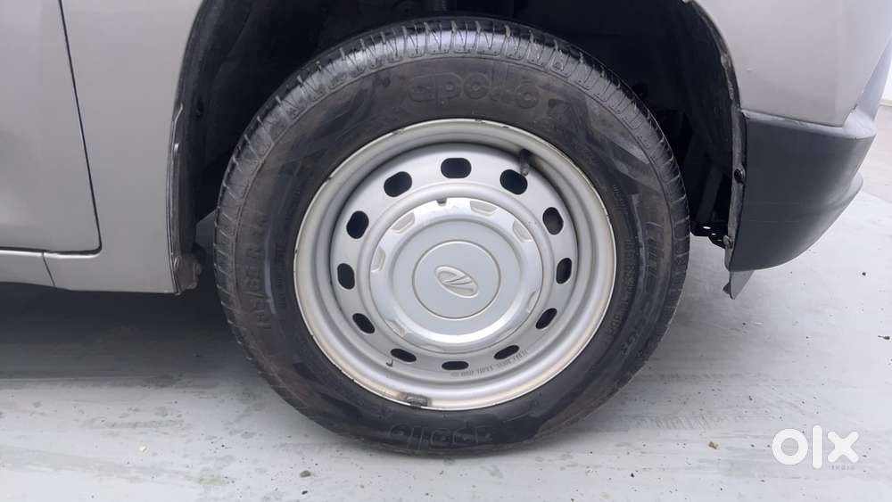 Mahindra Kuv 100 2016-2017 Mfalcon G80 K2, 2016, Petrol