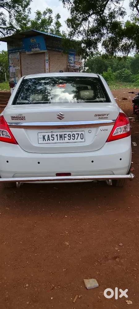 Maruti Suzuki Dzire 2015 मैन्युअल 24 किमी