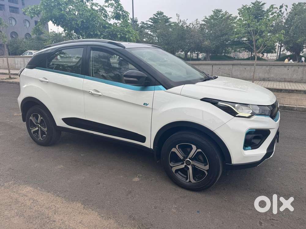 Tata Nexon Ev Xz Plus, 2022, Cng & Hybrids