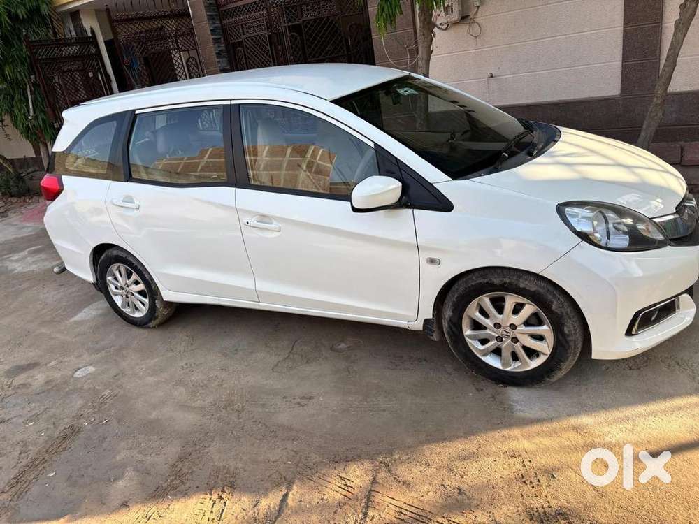 Honda Mobilio Diesel 2015
