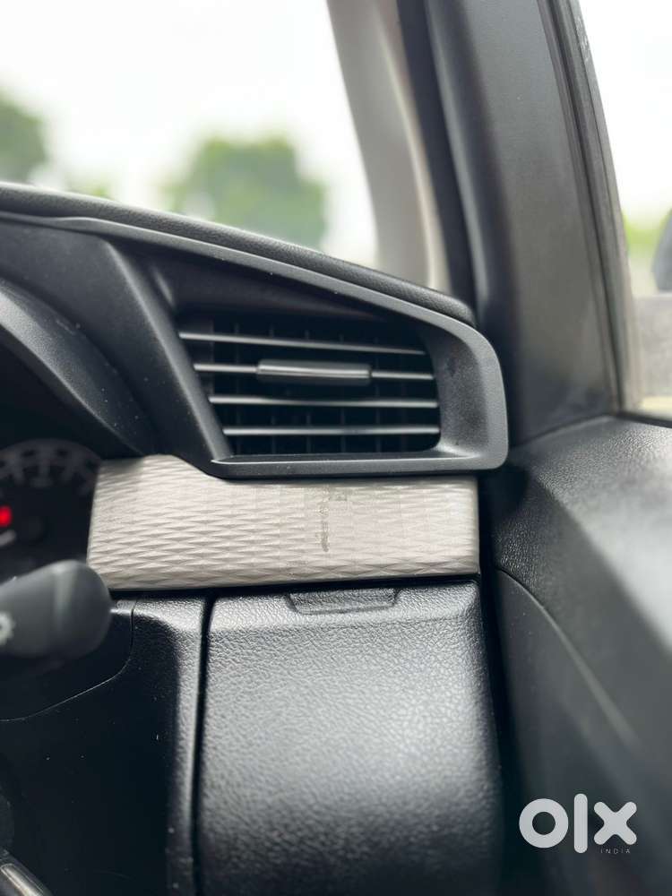 Toyota Innova Crysta