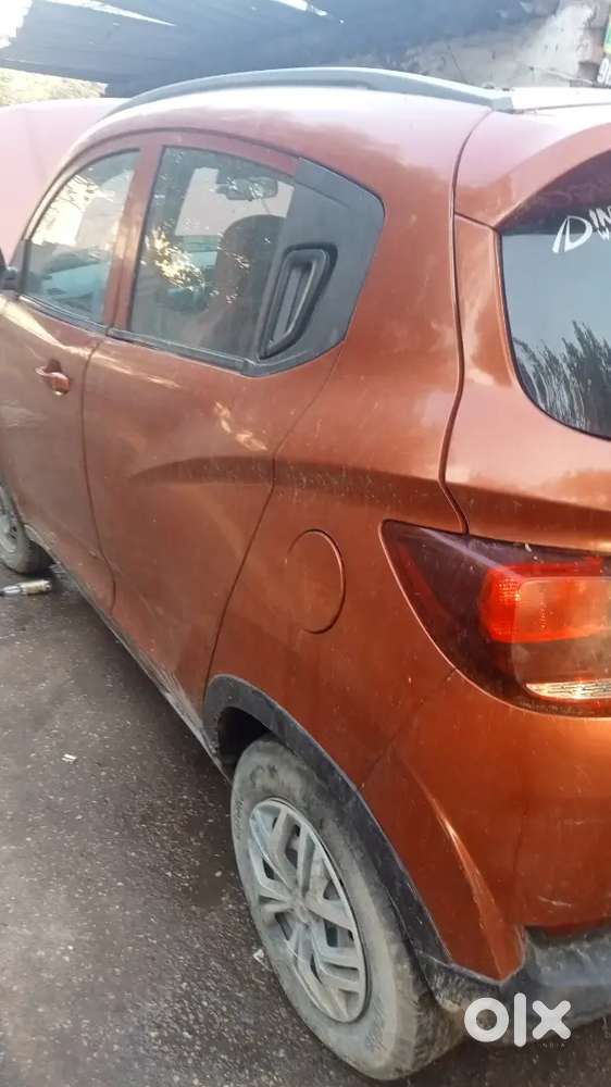 Mahindra Kuv 100 2016 Petrol 57000 Km Driven