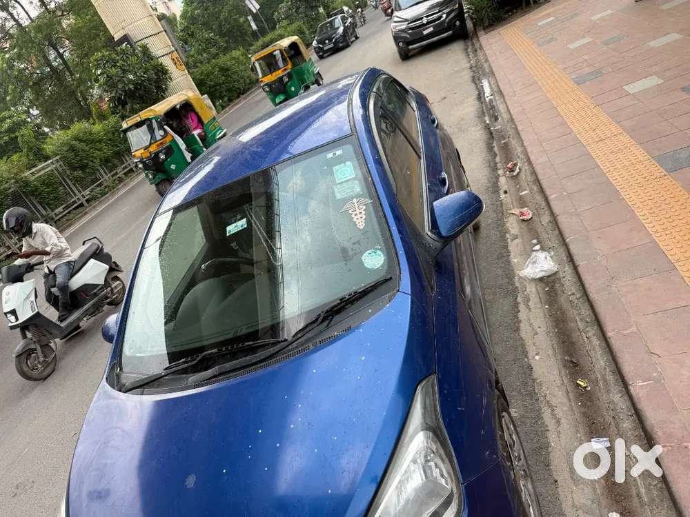 Hyundai Xcent Variant 2014