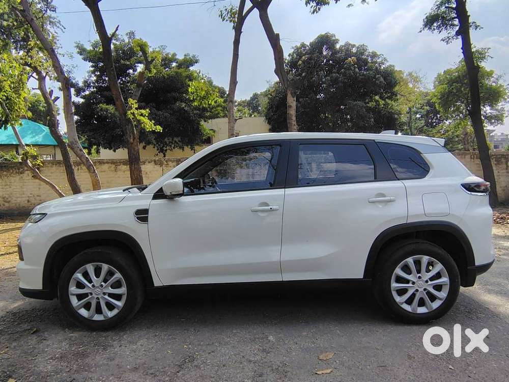 Maruti Suzuki Grand Vitara 1.5 Sigma Smart Hybrid, 2025, Petrol