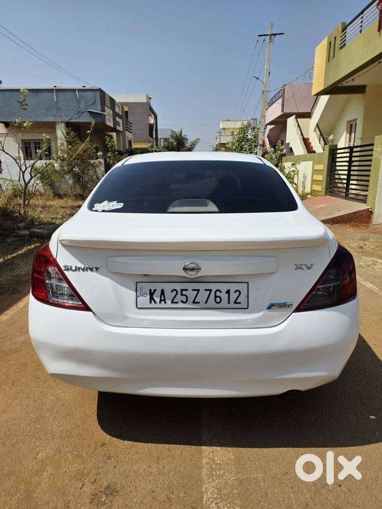 Nissan Sunny Special Edition, 2013, Diesel